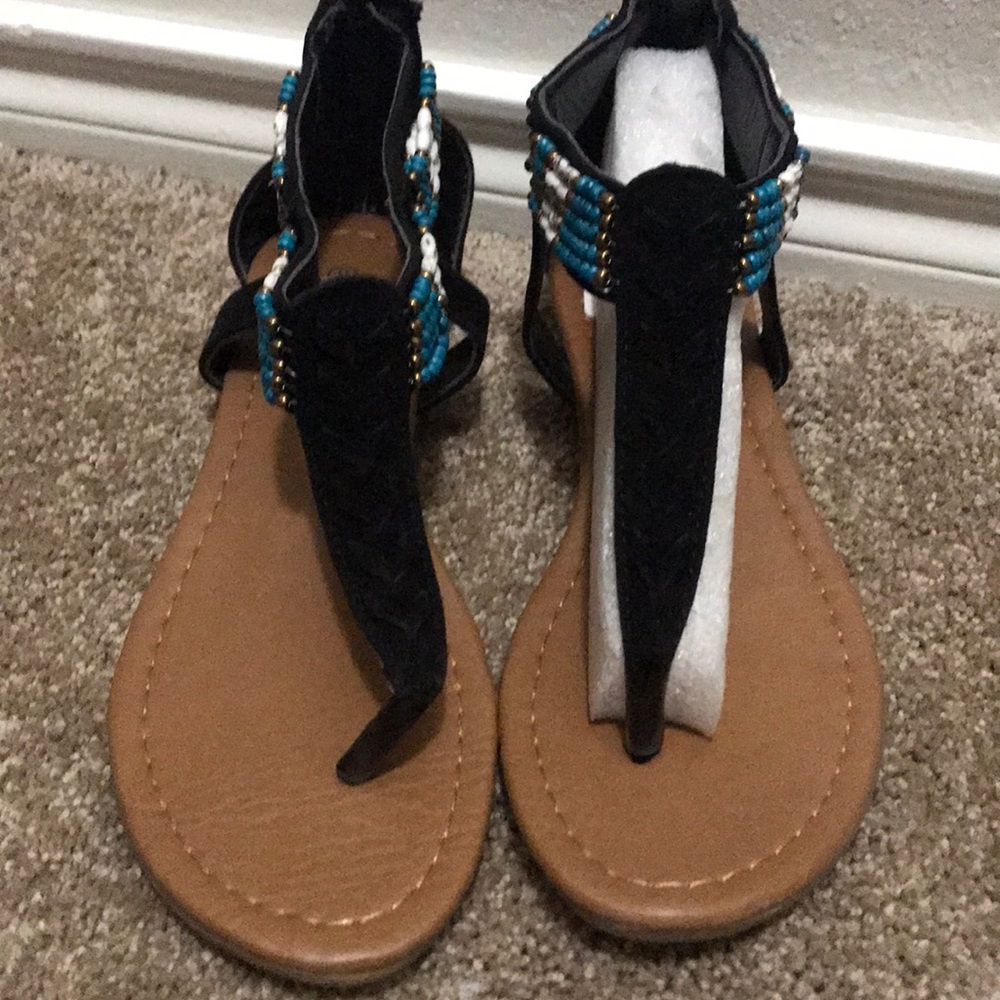 New sandals size 9